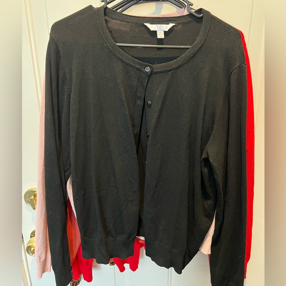 Time and Tru cardigan